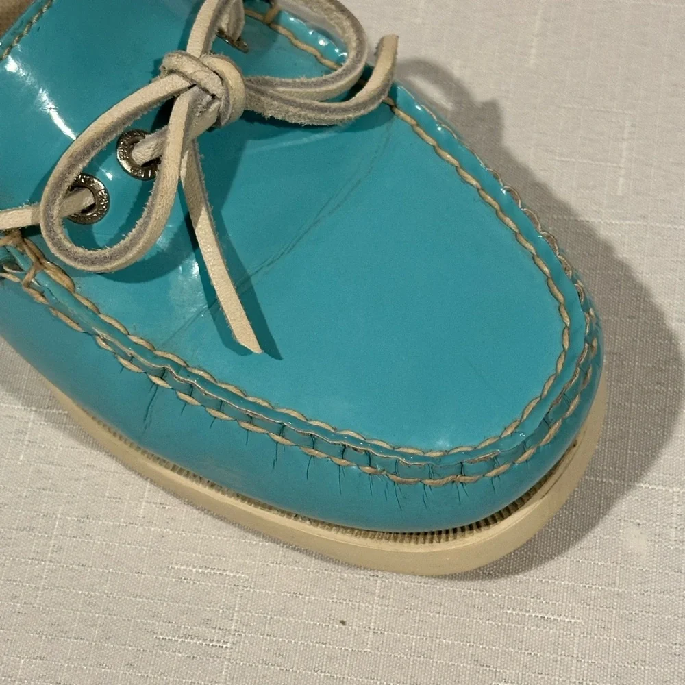 Eastland chic turquoise